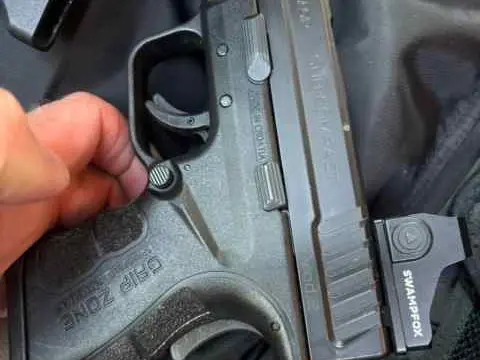 Springfield Armory Sub Compact XD 45 with red dot