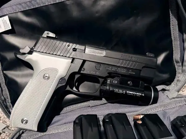 Sig Sauer P226 Elite W/ Extras
