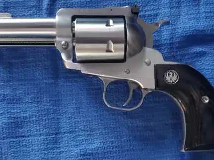 Ruger Super Blackhawk, 44 magnum, New in case
