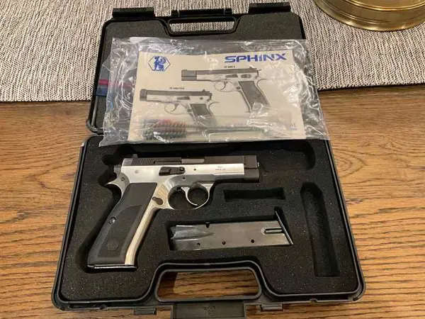 Sphinx AT2000 PS AT 2000 9mm Stainless Pistol-NICE