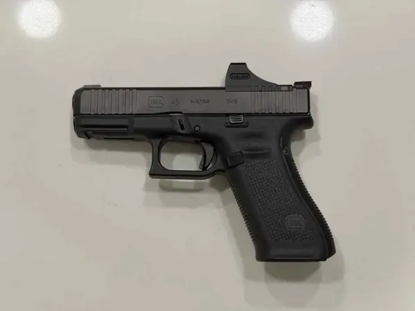 Glock 45 Gen 5 MOS with Holosun SCS green dot