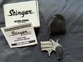 Bond Arms Stubby