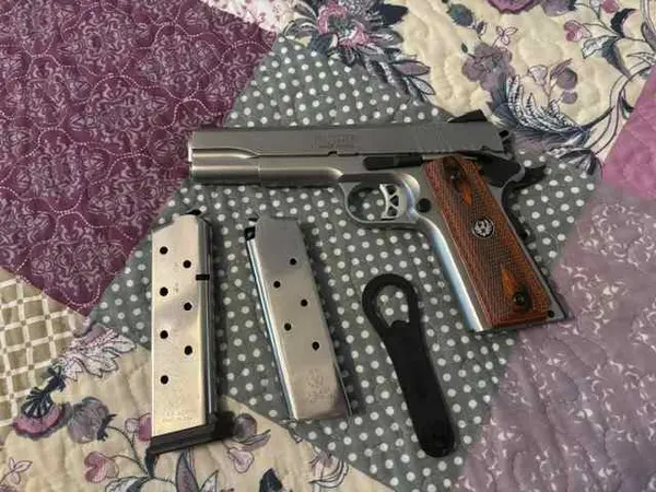 Ruger SR1911 .45 ACP like new / no box