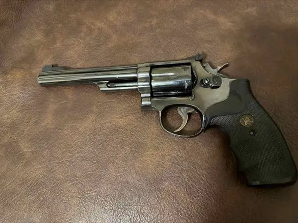 Smith & Wesson Model 19-3 .357 Magnum 6in