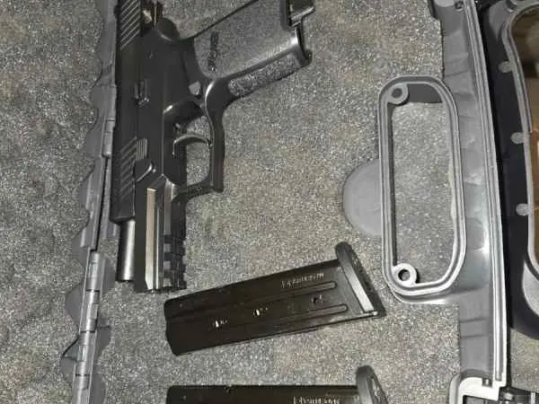 Sig Sauer P320 carry in 9mm
