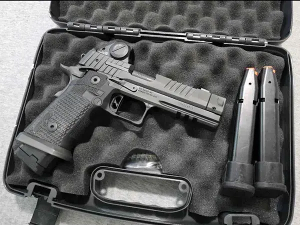 Sig Sauer P211 GTO with Romeo optic