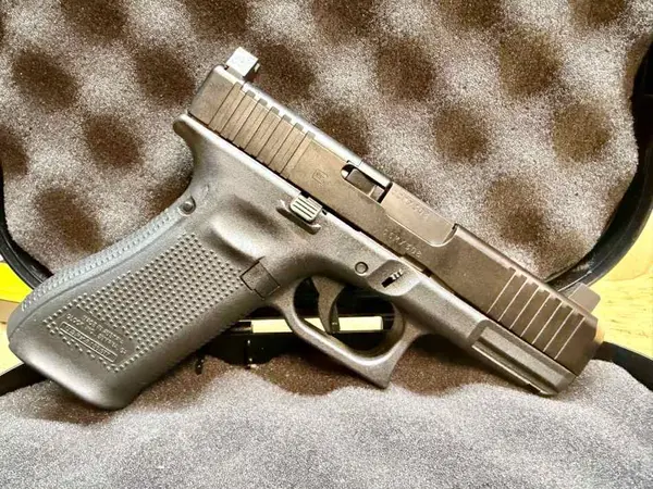 Glock 45 Gen 5 (MOS) Bundle