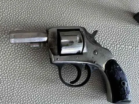 H&R Young America Bulldog 32 Rimfire Revolver