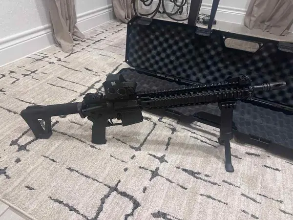Custom Built AR-15 5.56 w/EOTech EXPS3