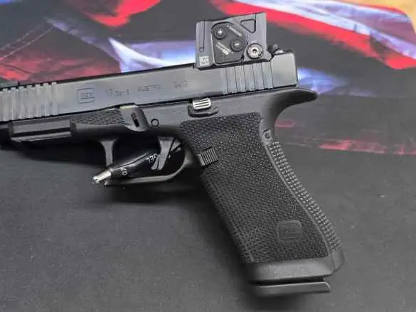 Glock 17 COA