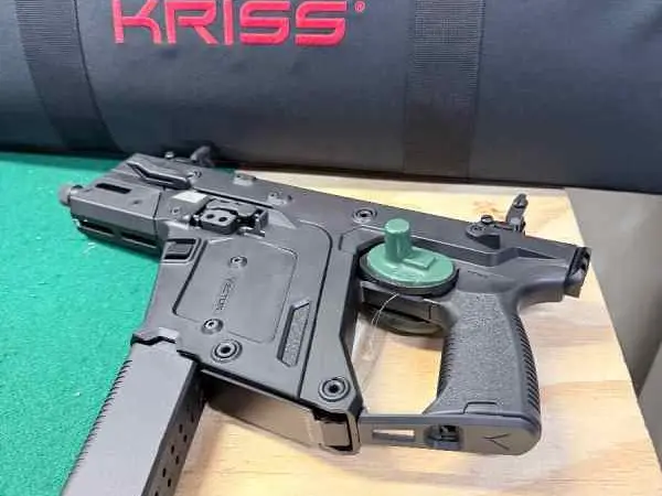 Gen 3 kriss vector 45 acp 6 mags brand new.