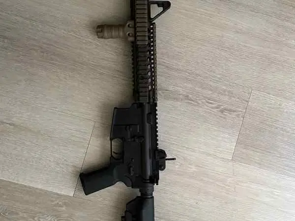Colt m4a1 socom