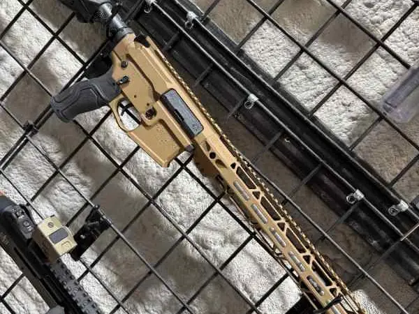 13.7” Superlative Arms Piston AR
