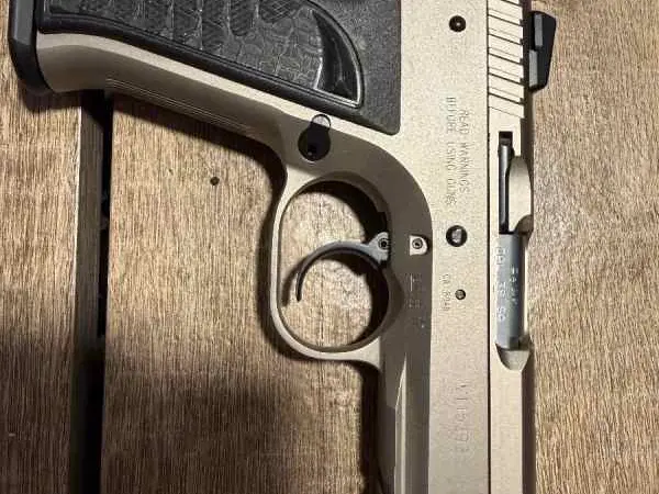 EAA Witness .38 Super Auto - Stainless