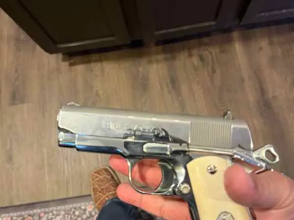 Colt MK IV/Series 80 Officer’s ACP – Factory Polis