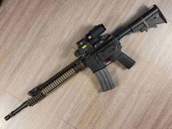 Colt/LMT 16" fighting rifle setup