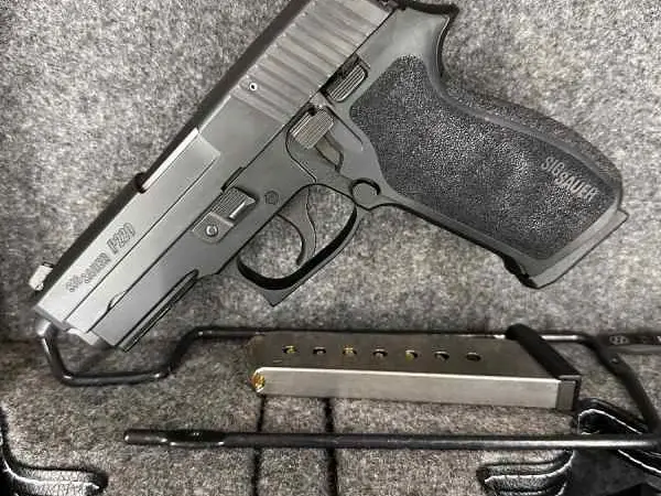 Sig P220 45 ACP