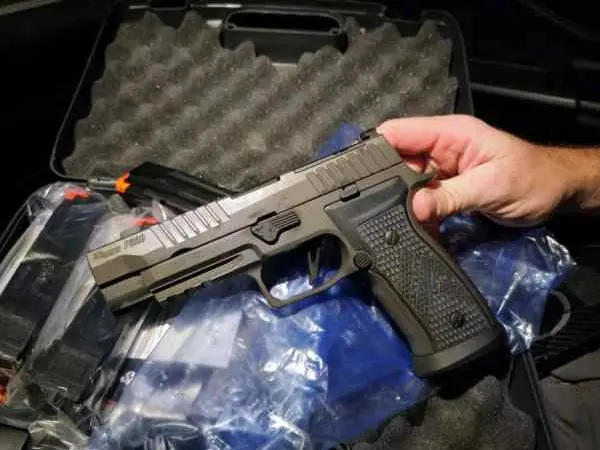 SIG Sauer P320 AXG Legion