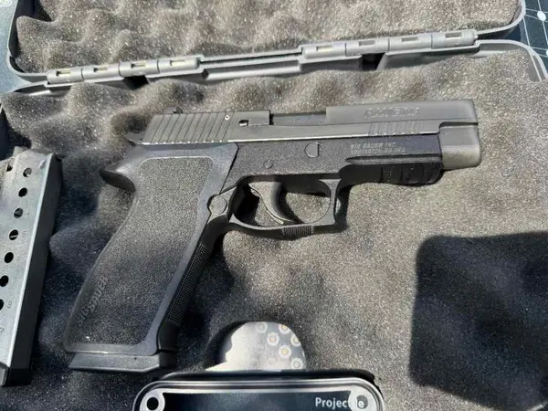 Sig Sauer P220 Elite .45 ACP
