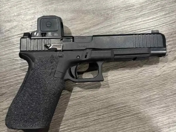 G34 Gen 5 with trijicon RCR