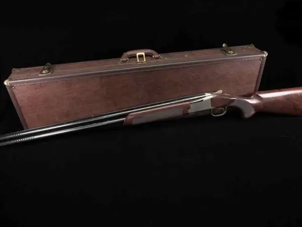 Pristine Browning 725 Sporting 12ga 32” W/ Case.