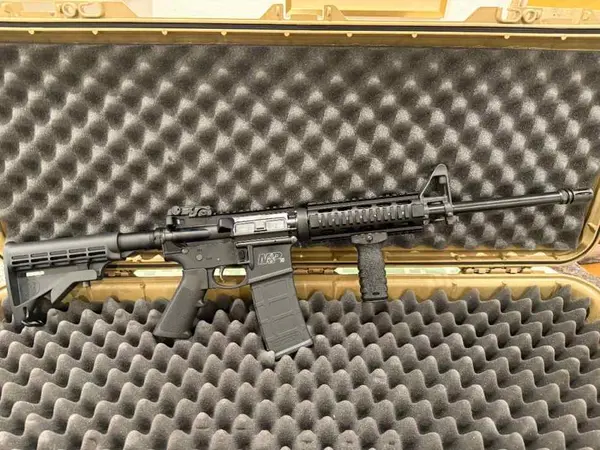 Smith and Wesson M&P15 5.56 NATO Sport II 16in