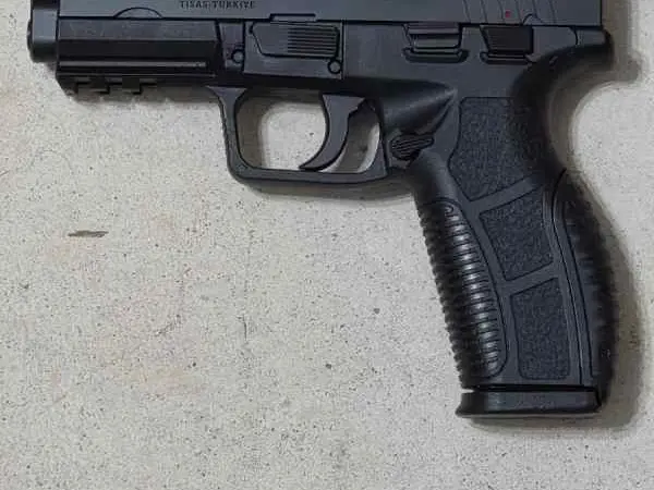 Tisa pistol