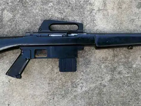 Squires Bingham Model 16 Semiautomatic Rifle 22LR