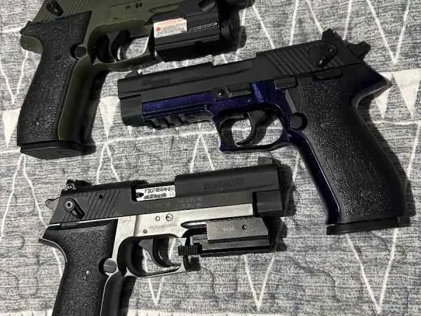 Set of SIG SAUER MOSQUITO.22LR