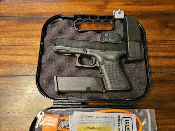 Glock 19 w/ factory mounted Acro P-2 - NEW IN BOX
