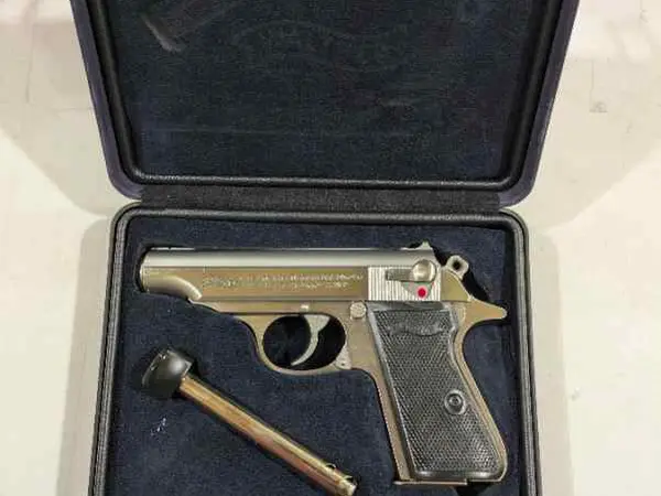 Walther PP 32acp stainless