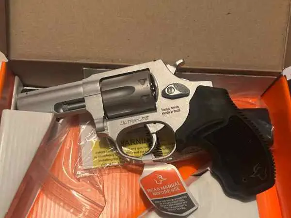 TAURUS 942M UL