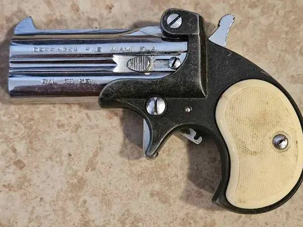 FIE Derringer