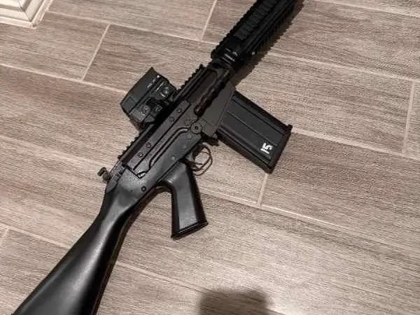 DSA FAL with Quad Rail
