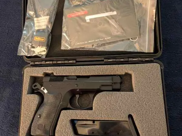 CANIK 55/TRISTAR C-100 9MM