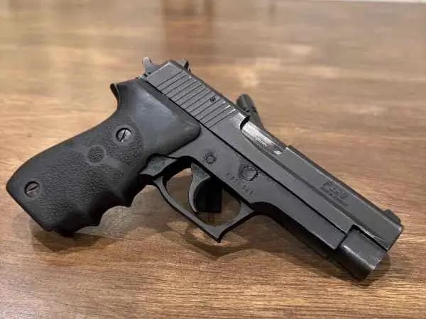 SIG P220 45 ACP