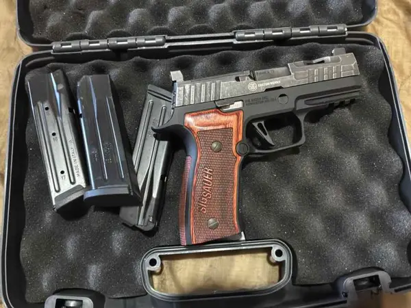Sig P320 Custom Works Sig Comp Cutout
