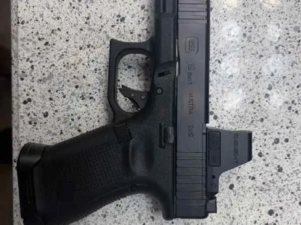 Glock 19 gen 5 mos