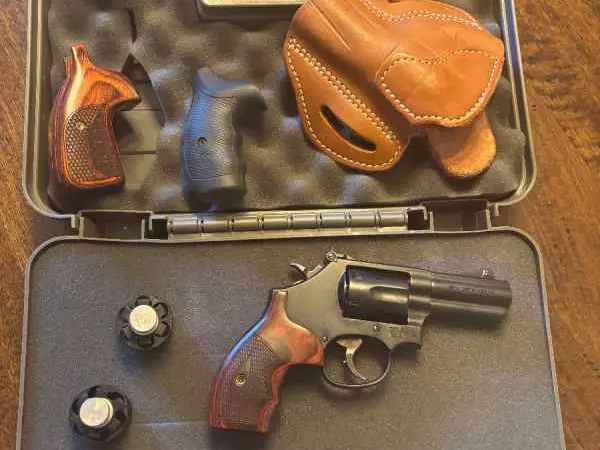 S&w 19 carry comp WTT