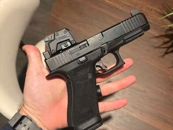 Glock 17 gen 6 w/ Steiner MPS