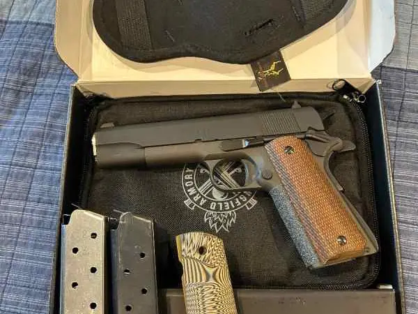 Springfield Mil Spec NM + gear