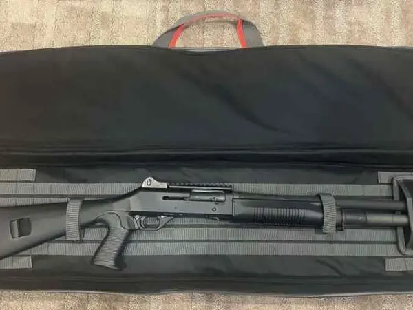 Benelli M4 12 Gauge ga Semi Auto Shotgun +2 Mag Ex