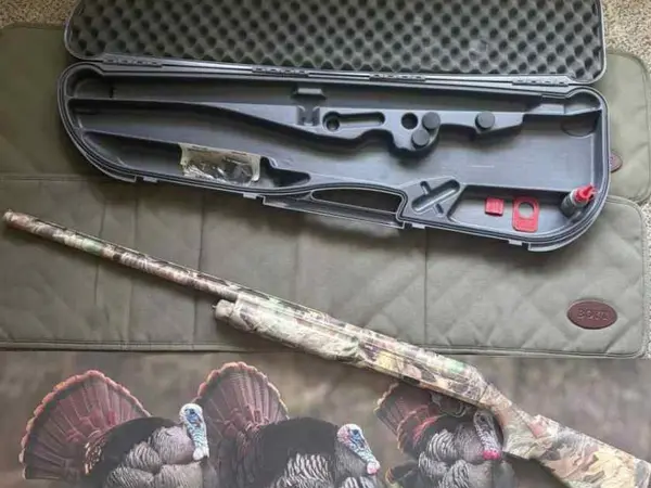 Benelli Super Black Eagle 12 gauge VINTAGE Realtre