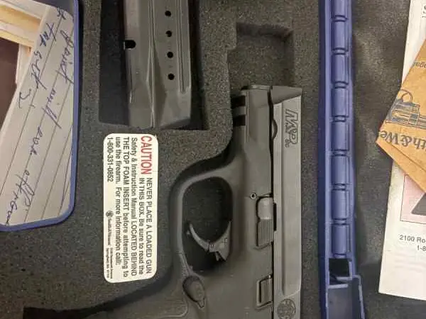 S&W M&P 9c