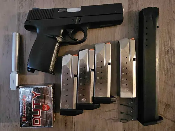 S&W SW40F