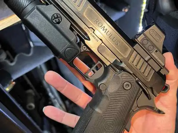 AF 2011 Romulus 5” 9mm DLC w/extras
