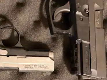 Sig sauer SP2022 in 40 S&W
