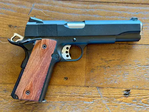 RIA 1911, cerakoted, wilson parts