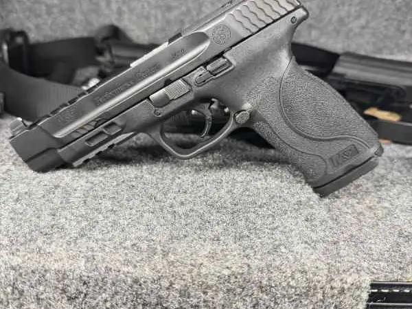 M&P 2.0 Performance Center BNIB