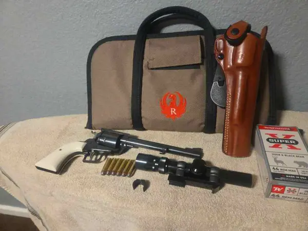 Ruger Blackhawk 44 mag